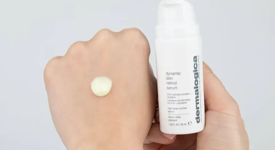 Serum po 40: Ekspert radzi, jak wybrać dla jędrnej i promiennej skóry.